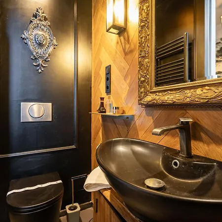 Jungle Design 2bdr *