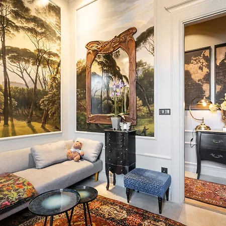 Jungle Design 2bdr Apartment