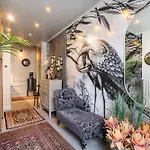 Apartment Jungle Design 2bdr