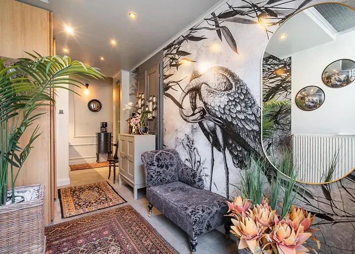 Apartment Jungle Design 2bdr